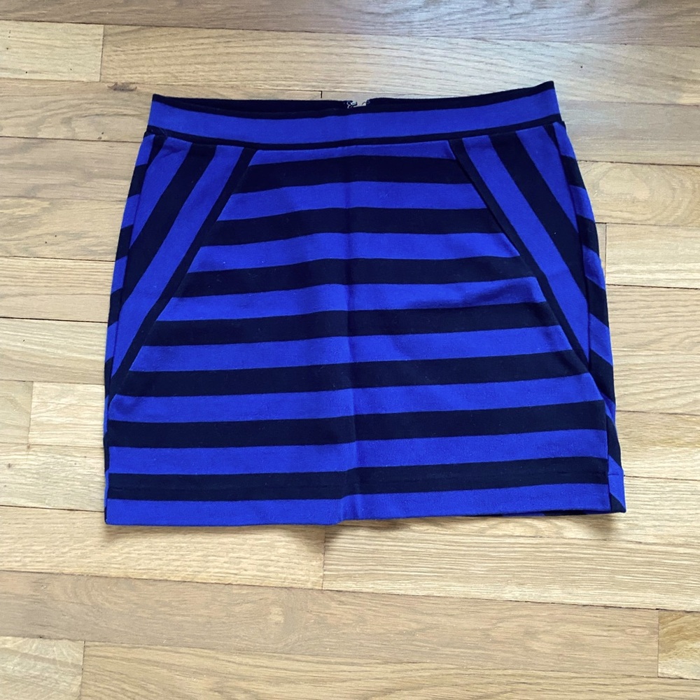 Gap black and blue striped knit mini skirt size XS coquette girl